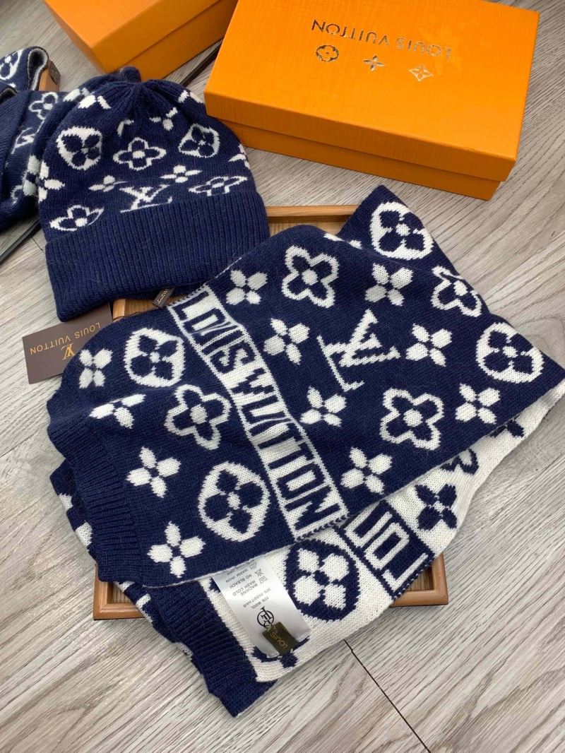 Louis Vuitton Caps Scarfs